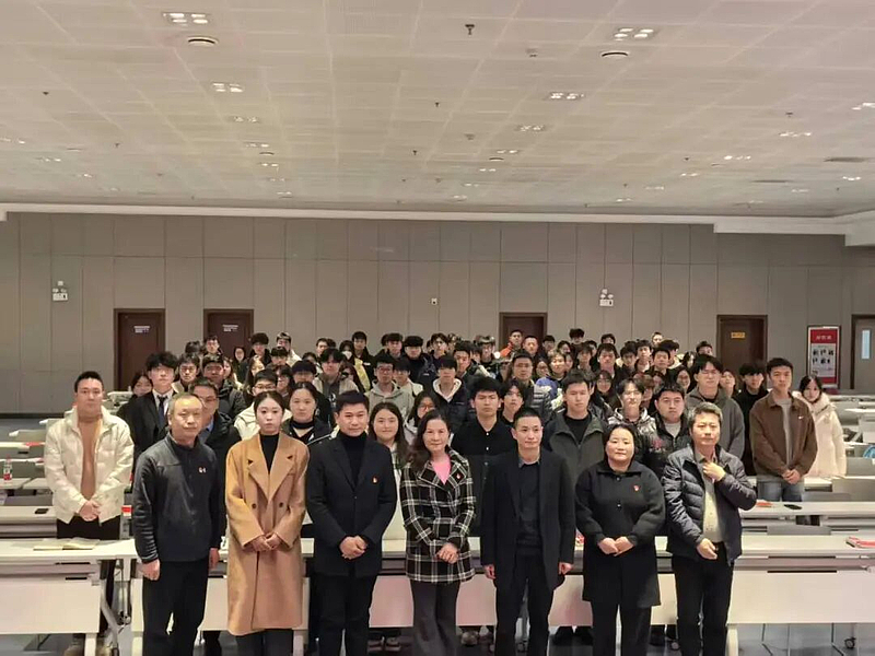 伟德国际victor·1946源自第35期入党积极分子培训顺利完成